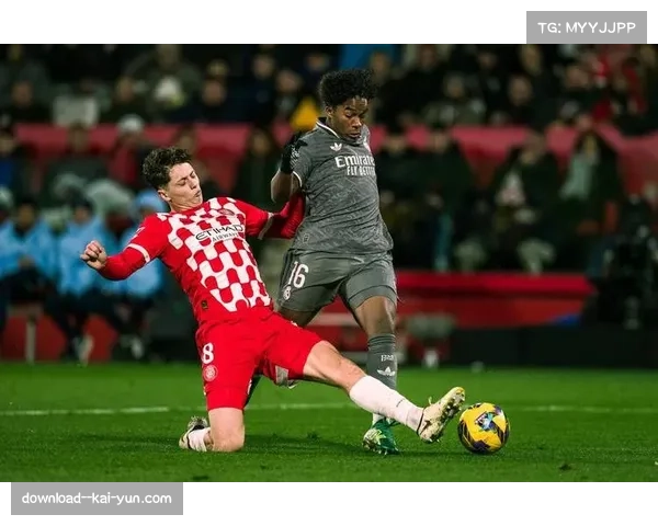 乔尔罗卡补时染红离场显急躁 赫罗纳中场纪律性需提升